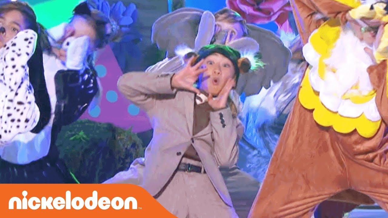 Matthew Performs “The Fox (What Does The Fox Say?)” by Ylvis 🦊 | Lip Sync Battle Shorties | Nick