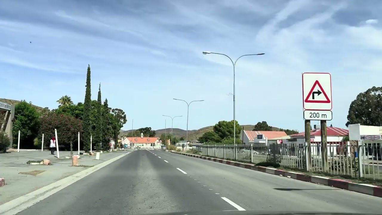 🚗🌍 Driving Through Laingsburg | N1 Karoo Road Trip 🌄