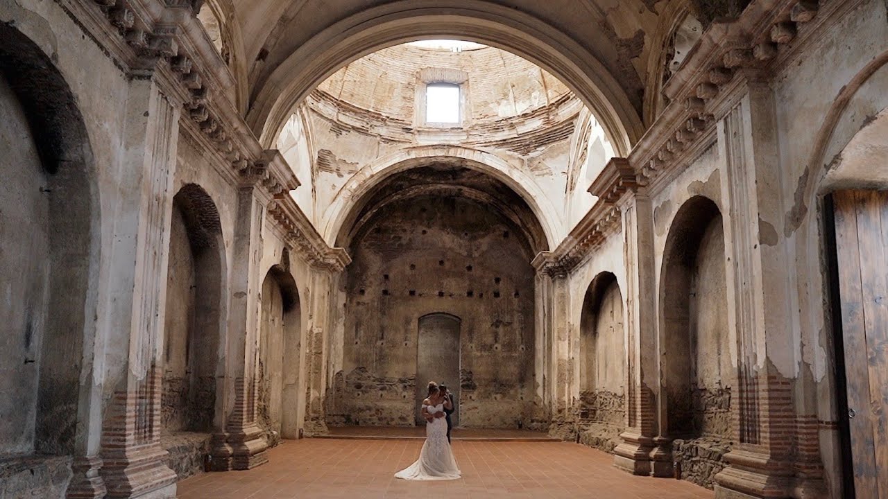 Couple Shares Emotional Vows in Ancient Ruins in Antigua, Guatemala