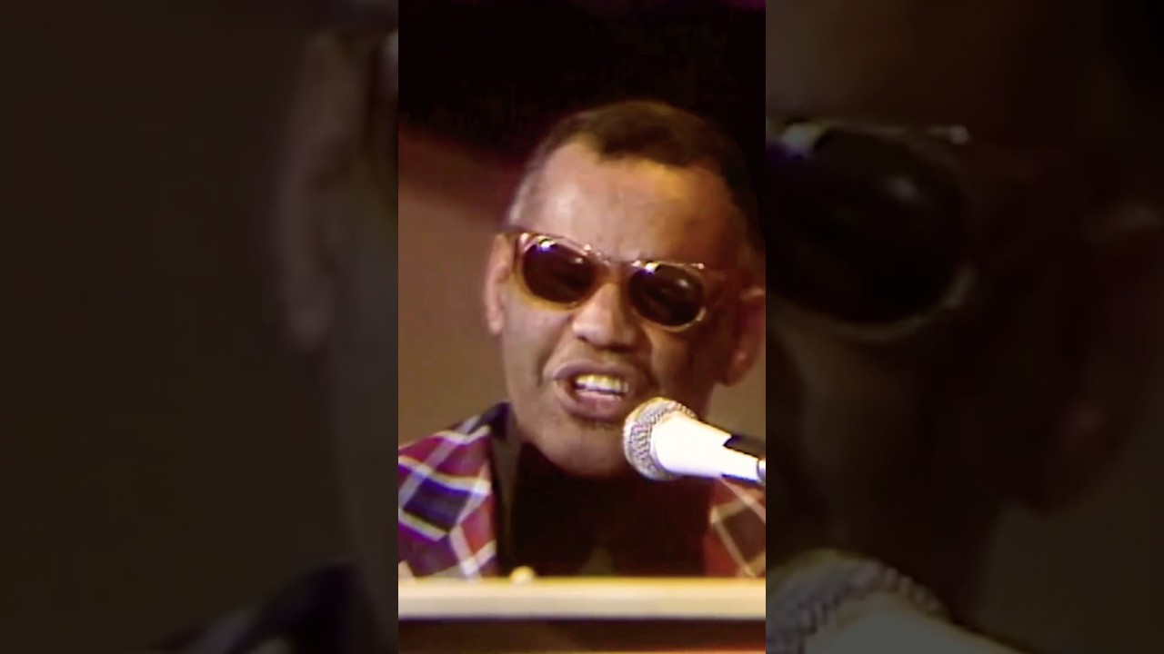 Ray Charles &ldquo;America The Beautiful&rdquo;🇺🇸 May God Bless America this 4th of July! 🎉