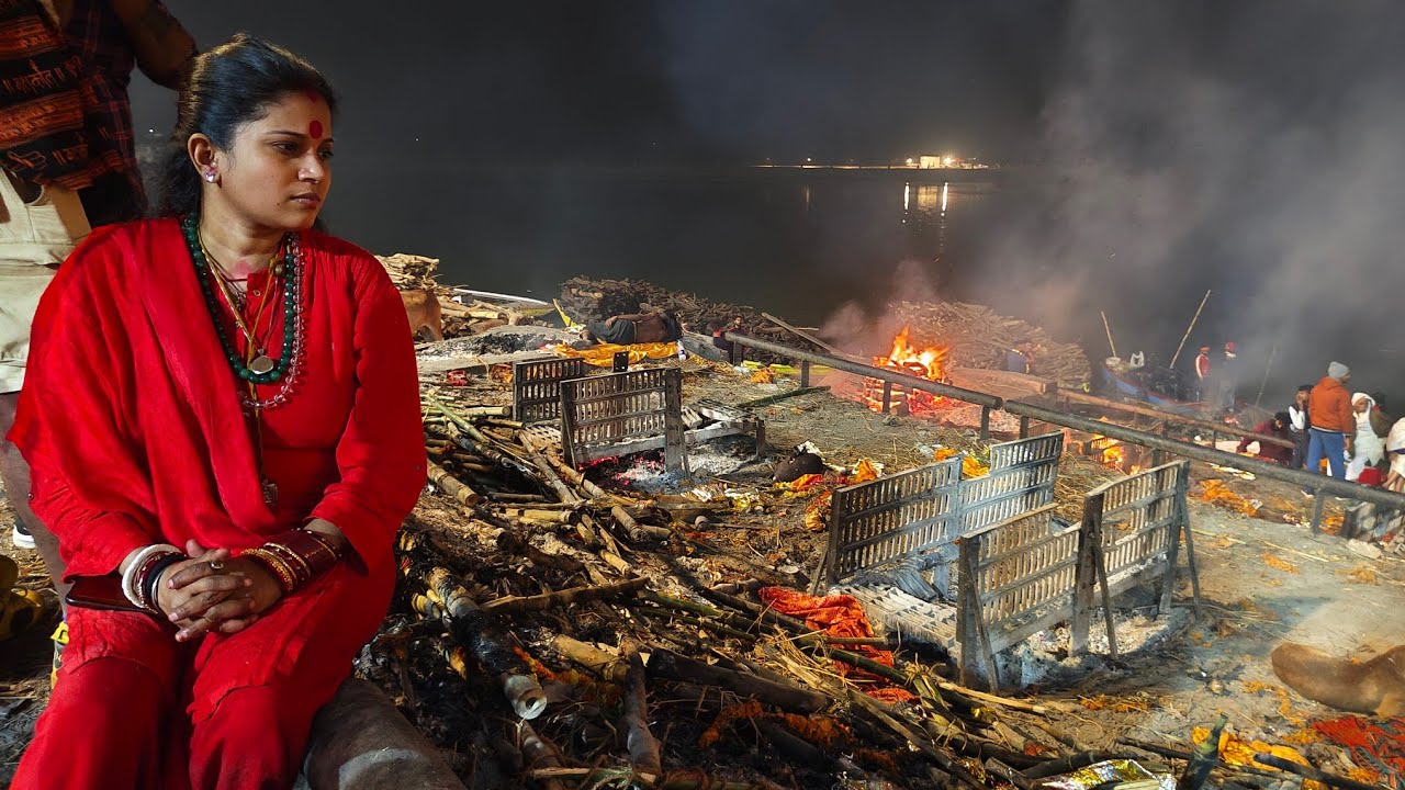 Kashi Shamshan Manikarnika Ghat  Aghori Ridhima Bhairavi ji #aghori #trending 🙏🌼🌼