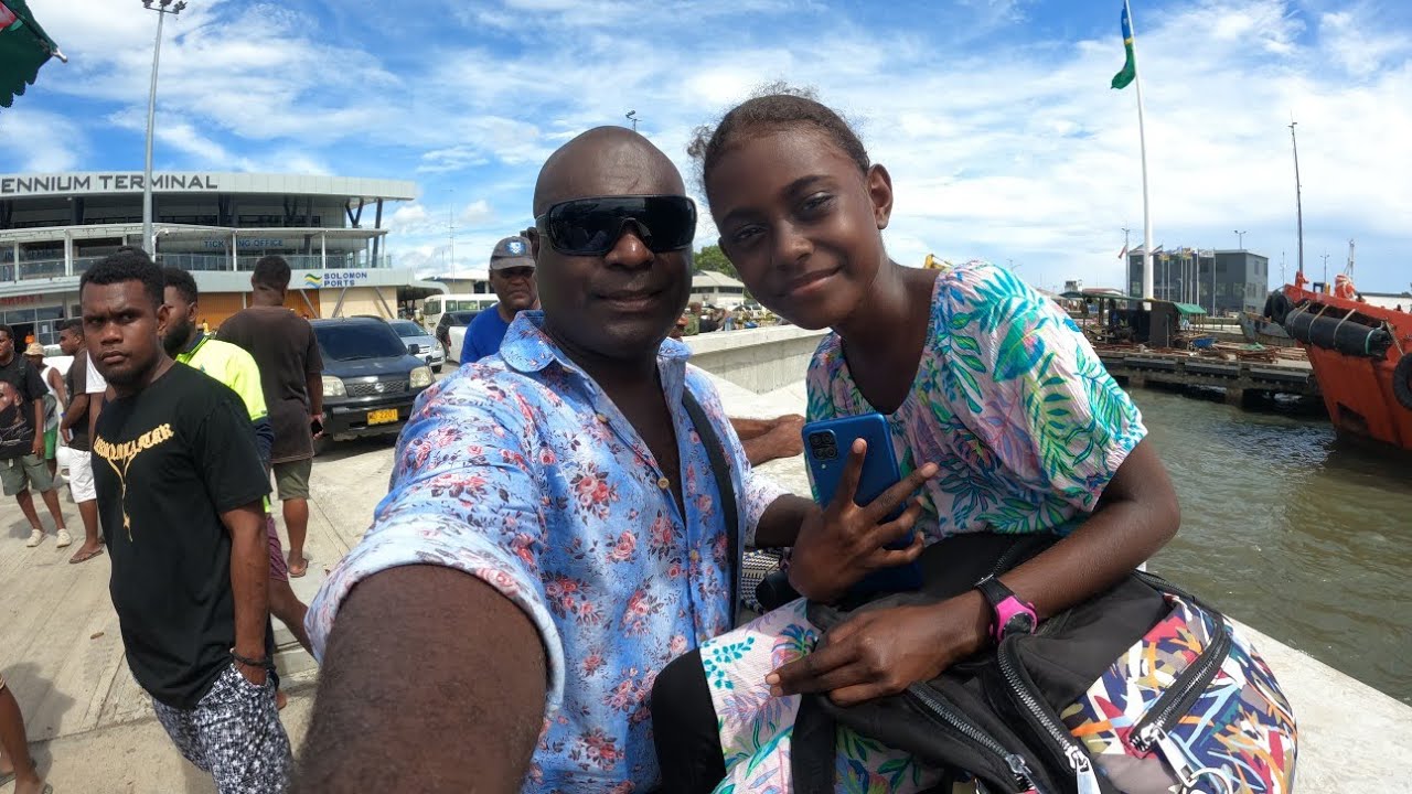 Waiting for Mum at Honiara Wharf | Auki Express Arrival from Malaita 🇸🇧