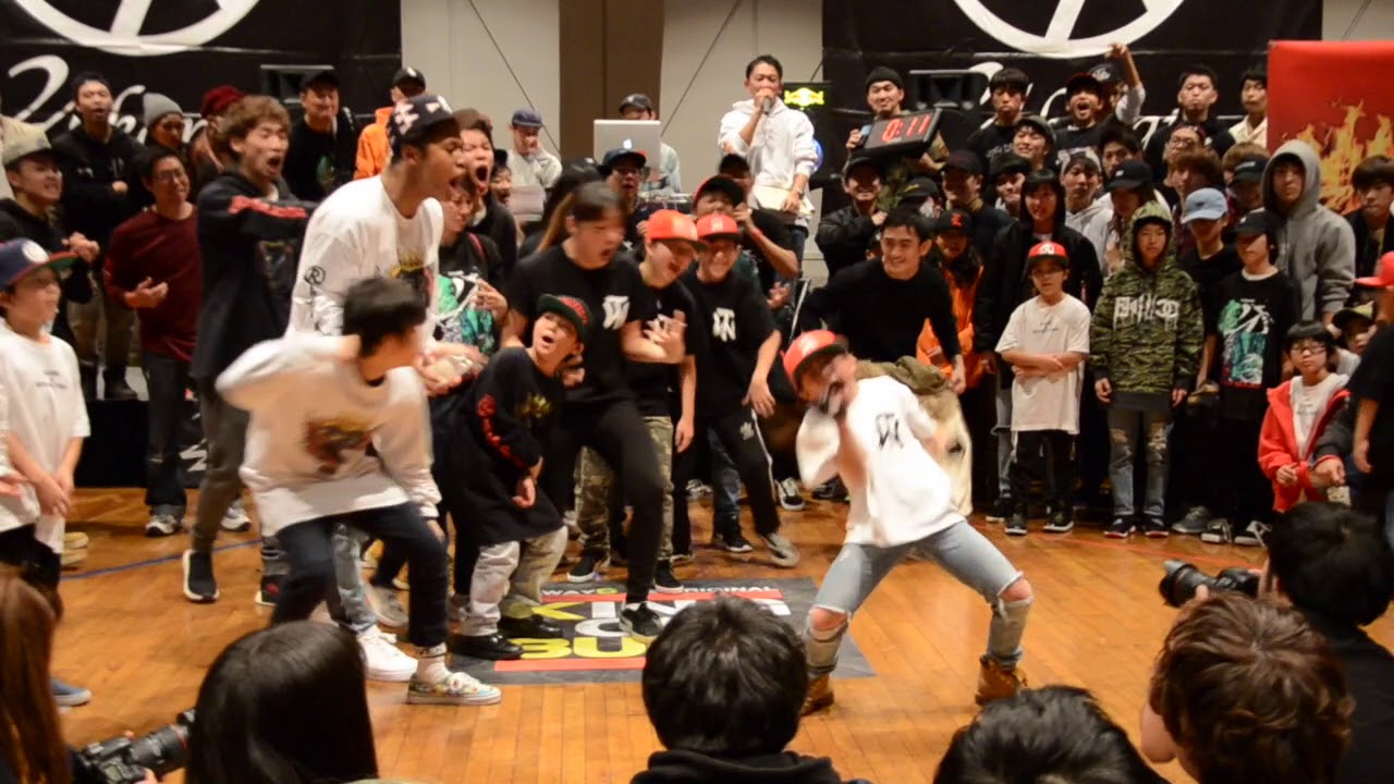 MAITO vs Micro Twiggz｜KIDS TOURNAMENT BEST 8 ①｜KING OF BUCK 8｜2017.12.10
