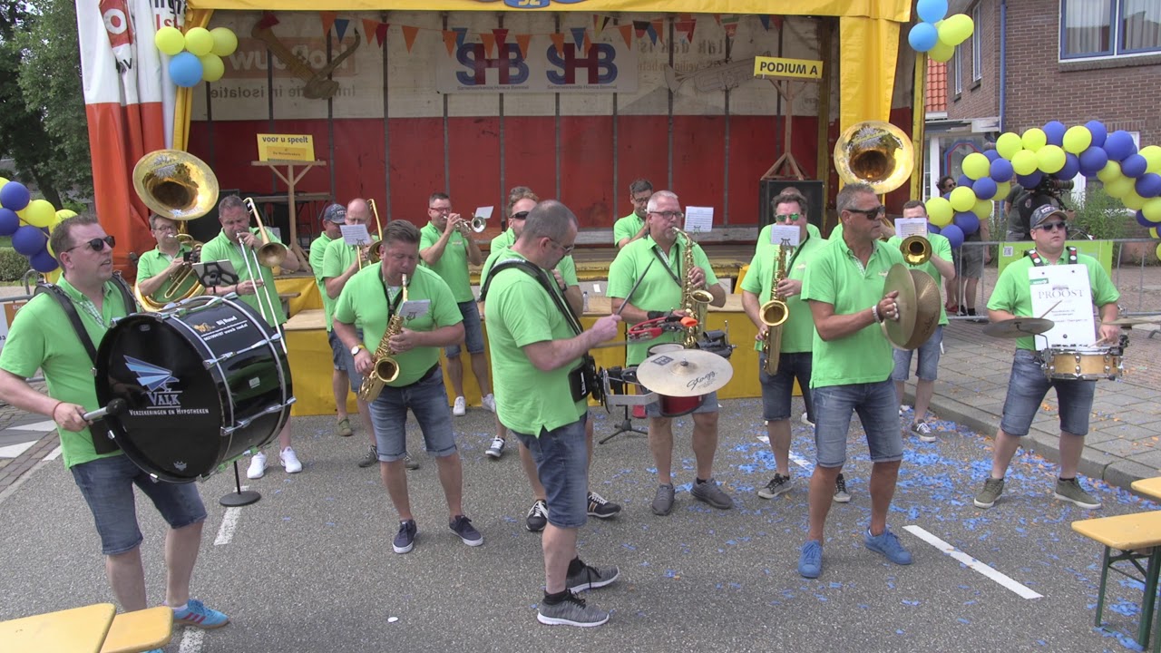 De Notenkrakers Zevenbergen Bemmelse Dweildag 32e Podium A 10 juni 2018 Bemmel