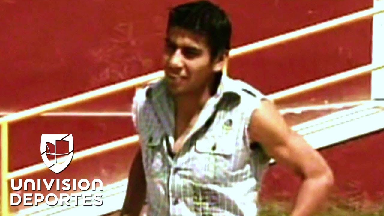 La historia de Carlos Salcido, el lava autos que se convirtió en el capitán de Chivas