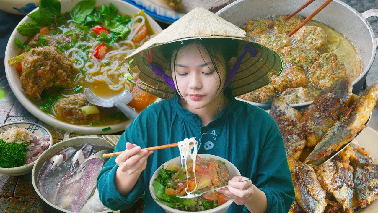 How to make Vermicelli with Mackerel and Crispy Fried Fish in Broth