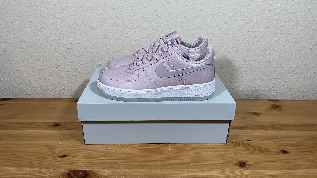 Nike WMNS Air Force 1 '07 ESS Pink AO2132-500