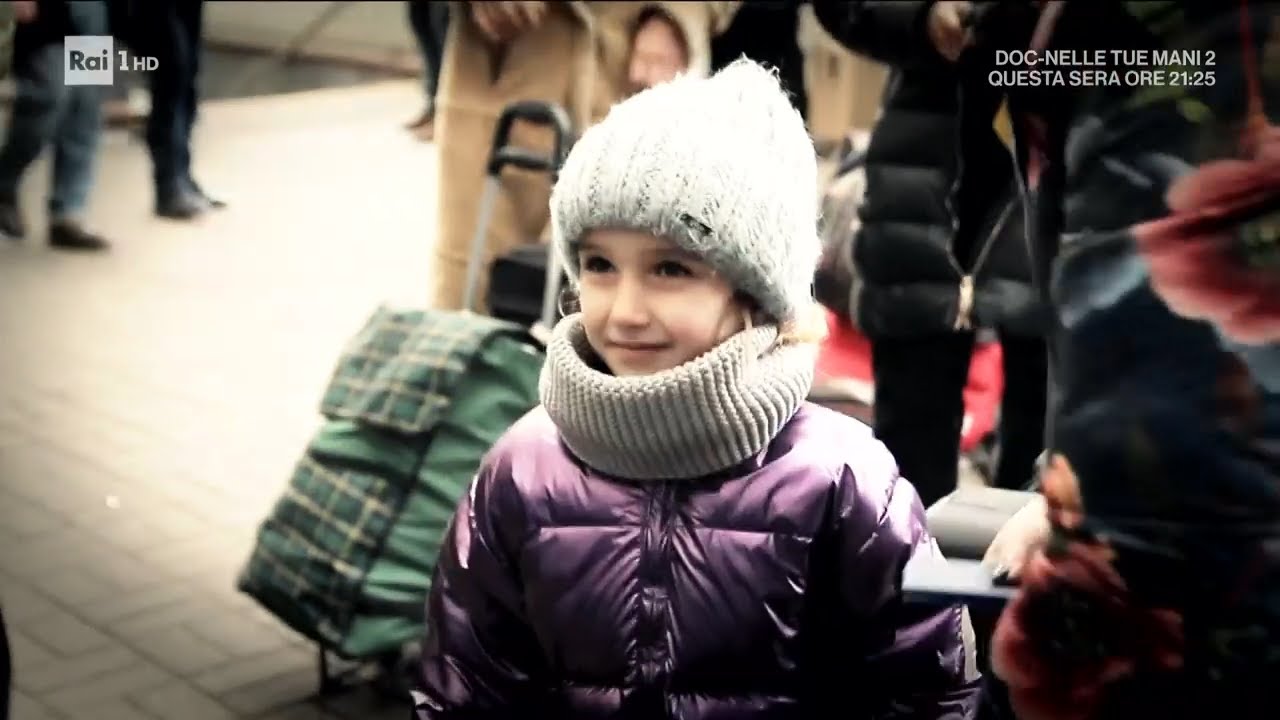 Le 20 ore di guida del prete per salvare 6 bimbi ucraini   - Storie italiane  - 03/03/2022