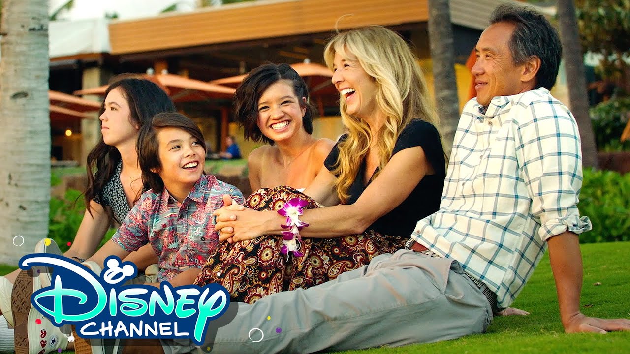 Disney’s AULANI Resort with Peyton Elizabeth Lee! | Disney 365 | Disney Channel