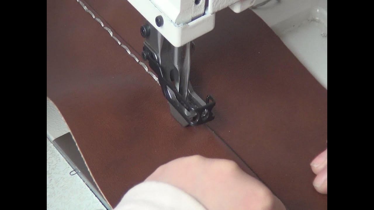 204-370 Heavy duty upholstery sewing machine for topstitching leather sofas and furniture