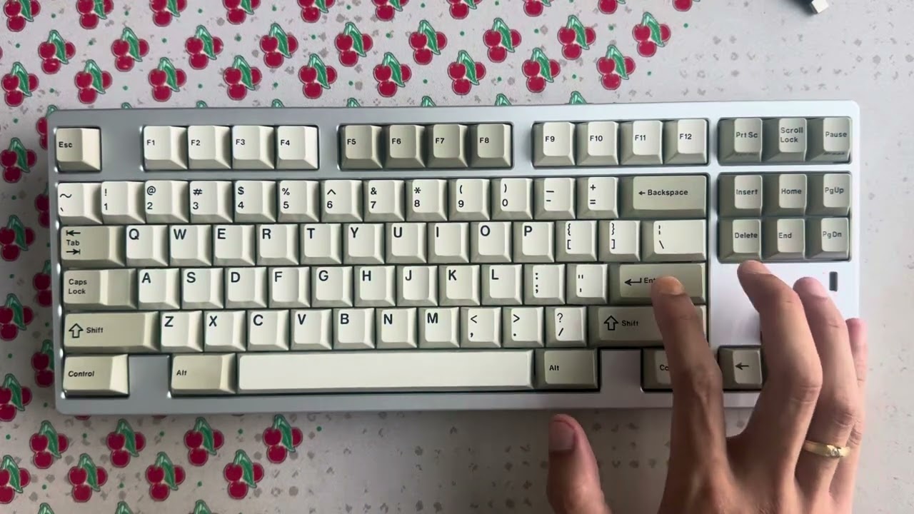 Spyder TKL - Aluminum Half plate - Oring mount - West Germany Cherry Black - Cherry OG ABS