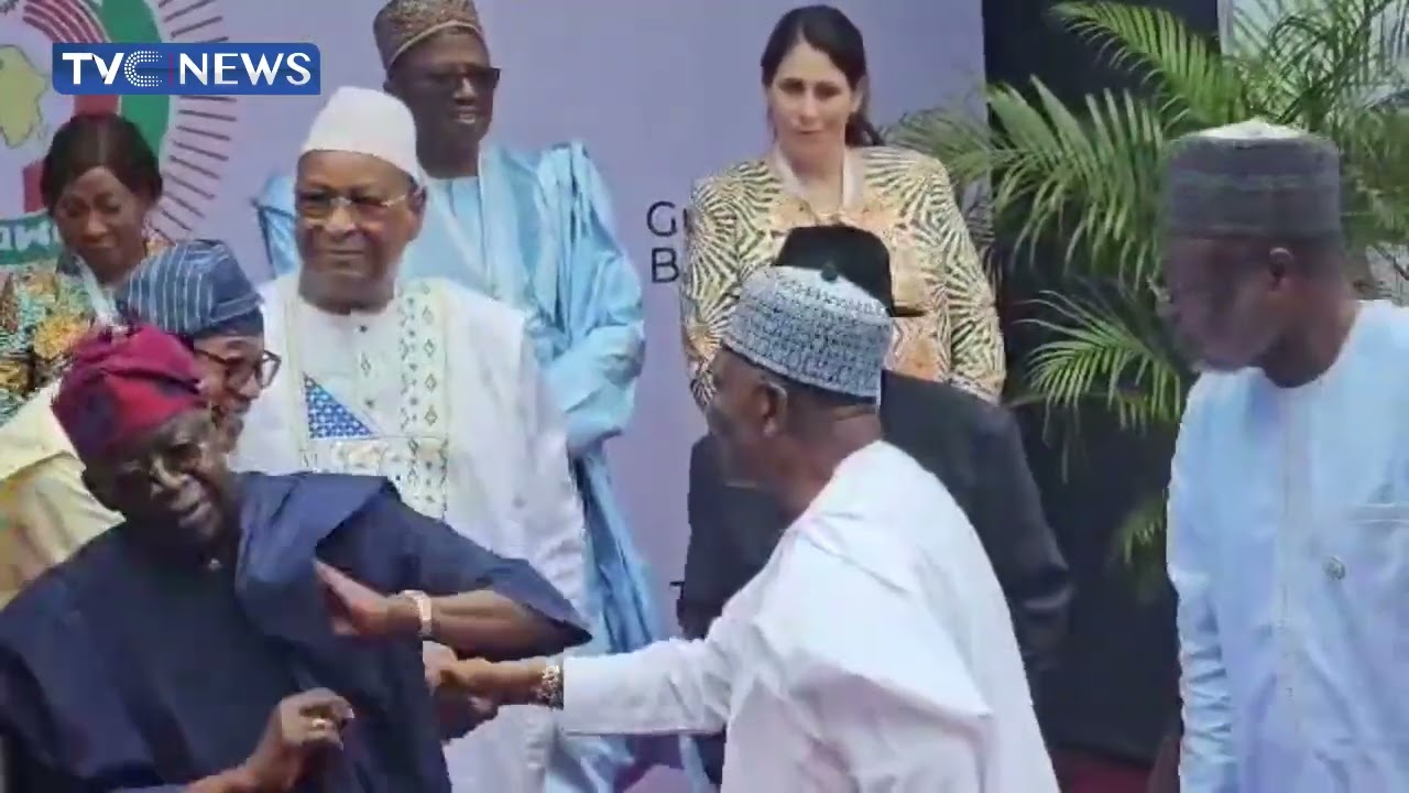 Pres. Tinubu leads other ECOWAS Leaders for a Family Photo in Celebration of ECOWAS 50th Anniversary
