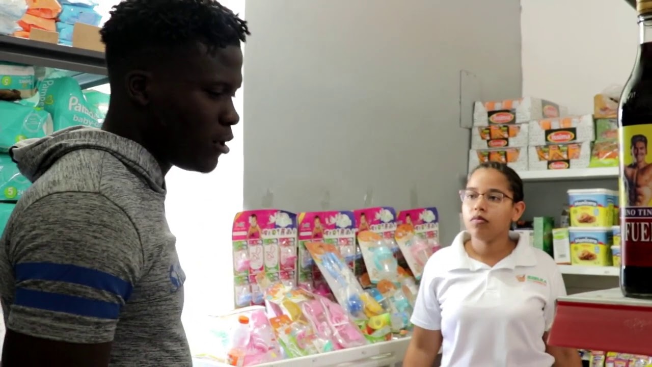 LO DESPIDIO DEL TRABAJO PORQUE ORABA / MIRA QUE PASO