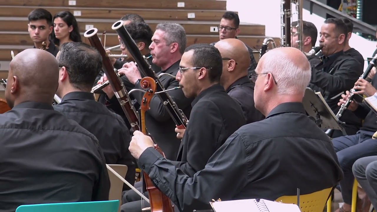 Hino 138 -  Louvemos ao bom Jesus