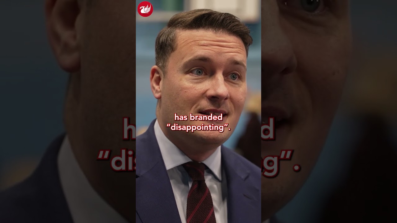 Национальная служба здравоохранения Великобритании призывает пациентов обращаться за медицинской ...