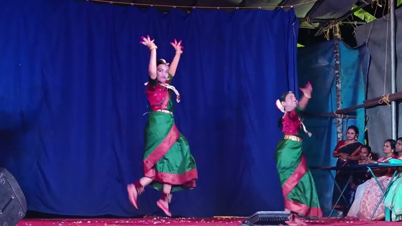 Murugan semi classical dance|theeyaga thoondri|#theeyagathondridance#semiclassicaldance#murugansongs