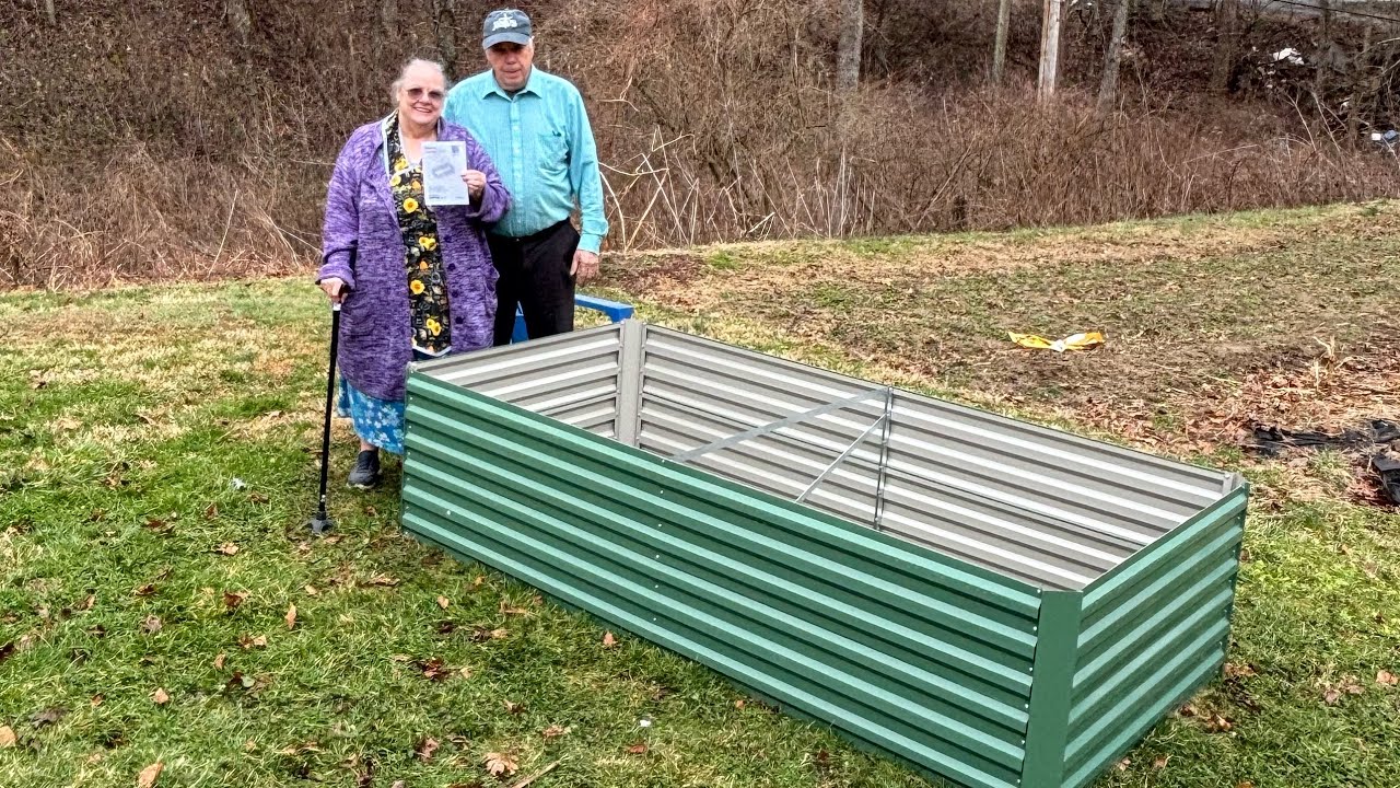 My Mamaw&rsquo;s new GARVEE garden bed! #Garvee #garveegardenbed #garveegardentrellis #nextbestpartner