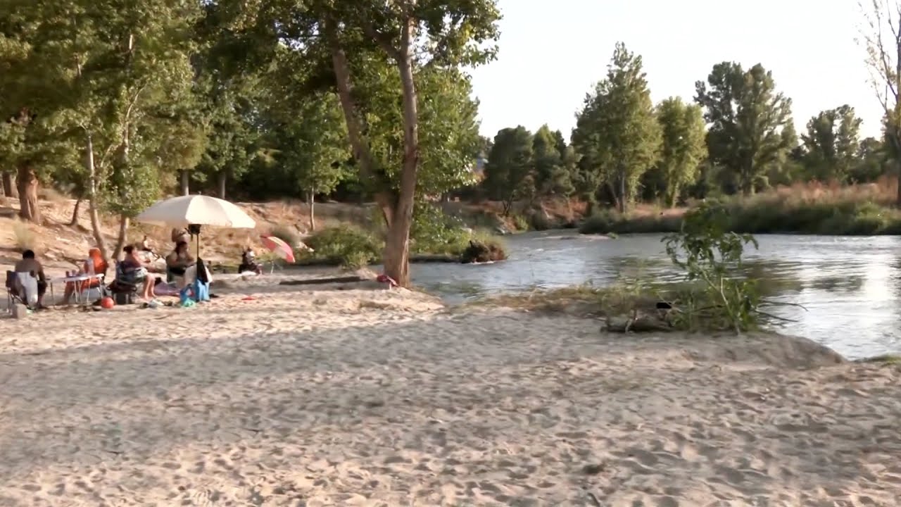 La playa fluvial del río Alberche, un clásico del verano en Madrid