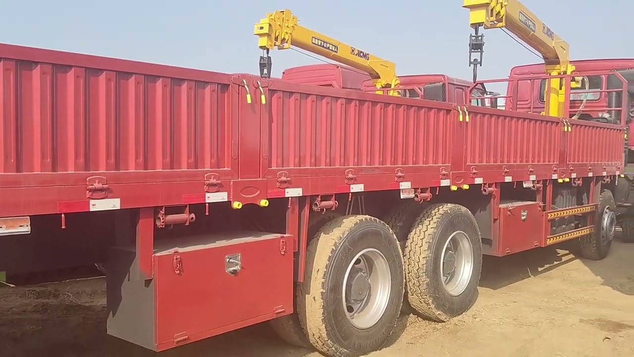 HOWO truck-mounted crane, box truck, pallet truck and dump truck