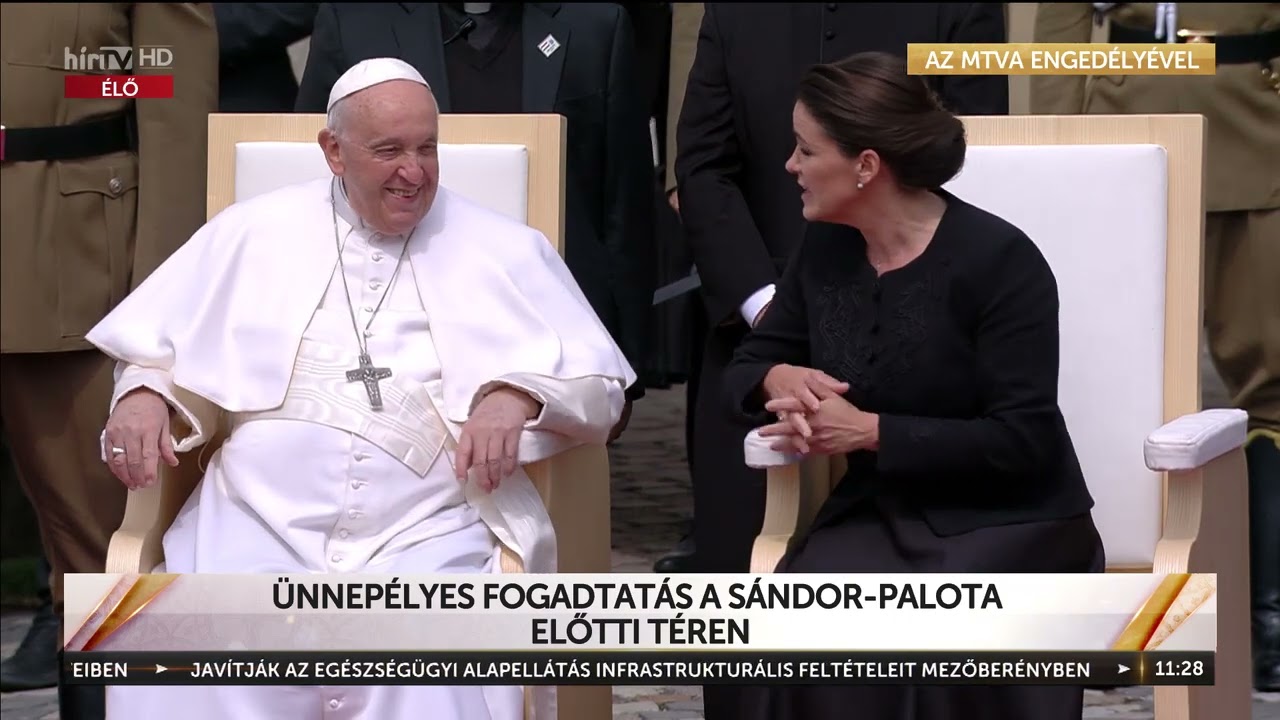 A Sándor-palotánál fogadták Ferenc pápát - HÍR TV