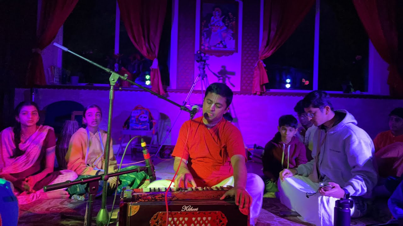 Kirtan by HG Amarendra prabhu - day 4 at ISKCON Seattle