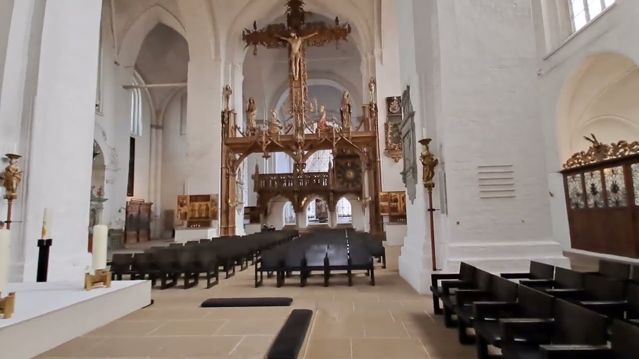 Lübecker Dom - Rundgang mit Orgelmusik - April 2024