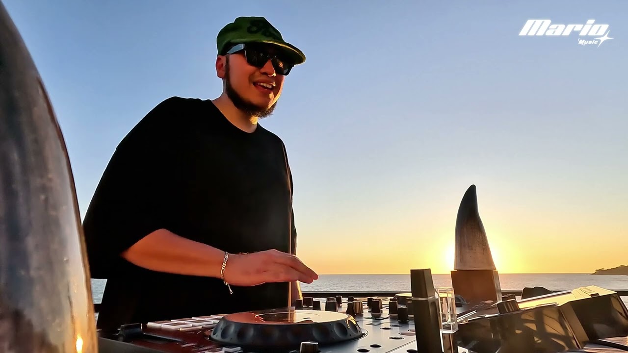DJ SUN SETS By Mario Araujo