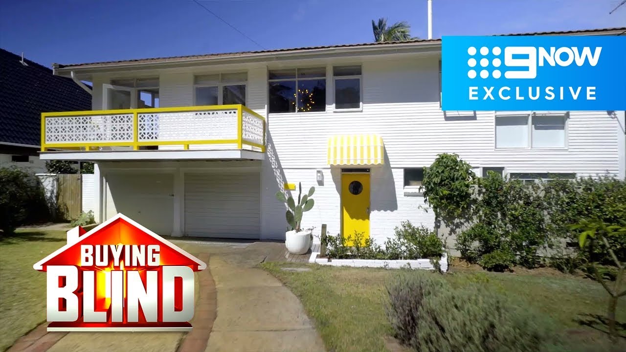 Mags and Tyson take their family for the grand tour | Buying Blind Australia