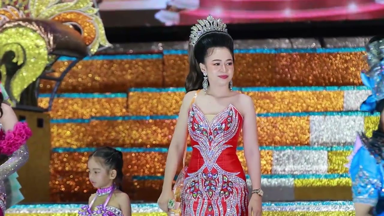 มาแรง💥รวมเมดเล่ย์เต้ยกลอนลำม่วนๆ  นางเอกบาส ปัทมนันท์ ฟังเต็มอิ่ม ใส่หลังปีใหม่ | หมอลำคำผุนร่วมมิตร