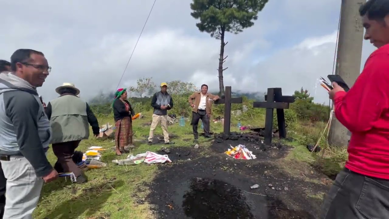 Ceremonia Maya Comunidad Lingüística Chuj 2025