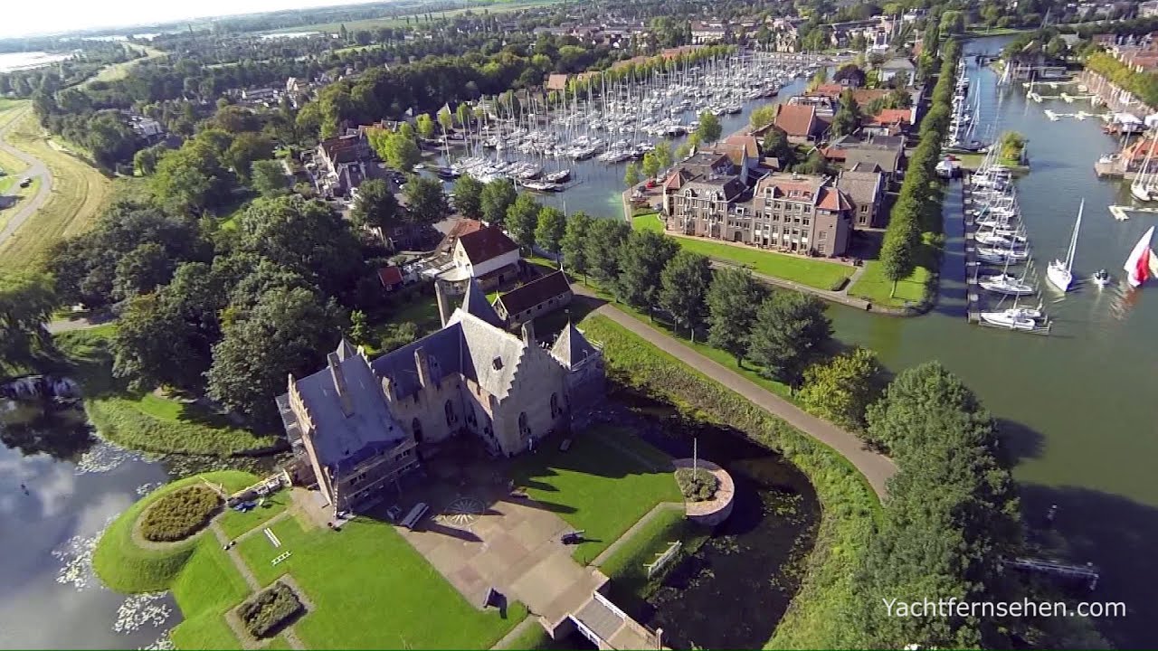 Medemblik from above - by Yachtfernsehen.com