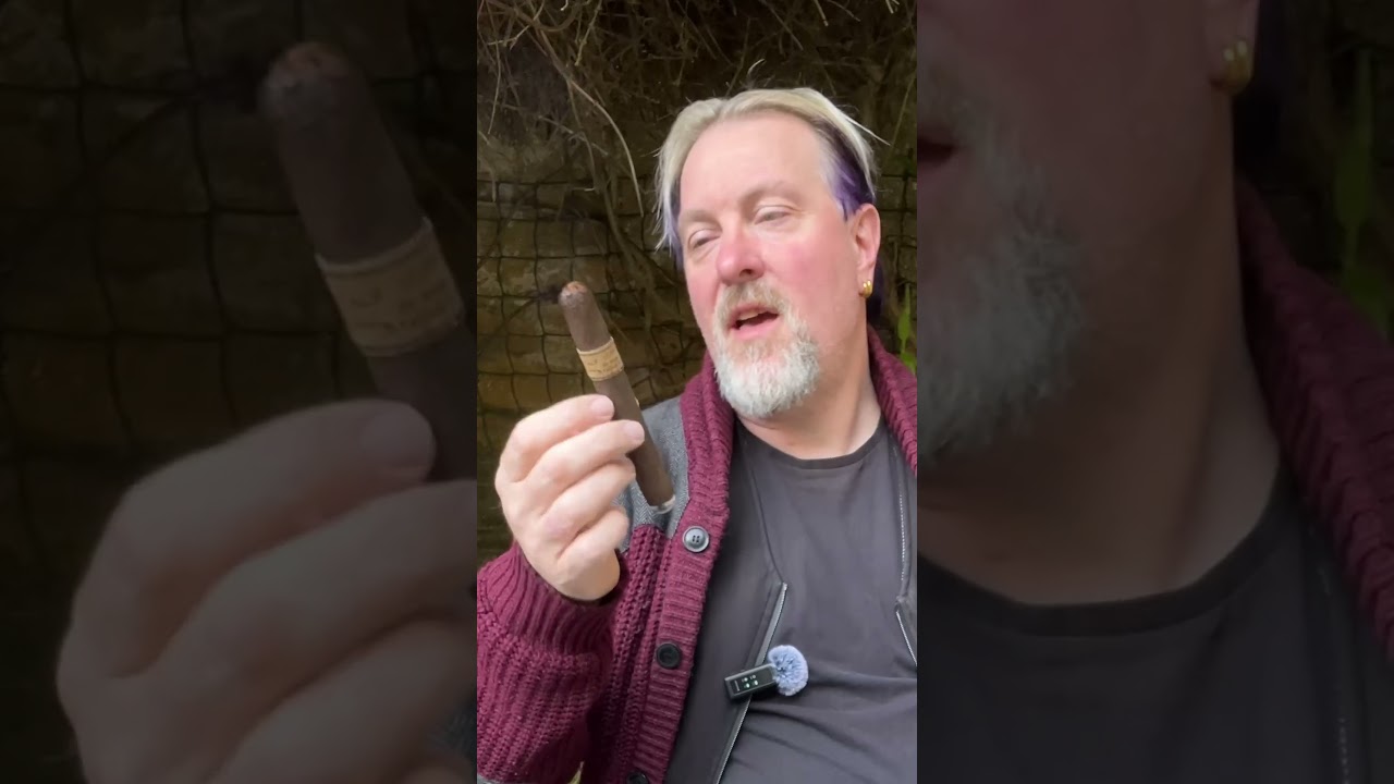 Leaf Maduro by Oscar #vlog #thursdayvibes #cigars #cigarstyle