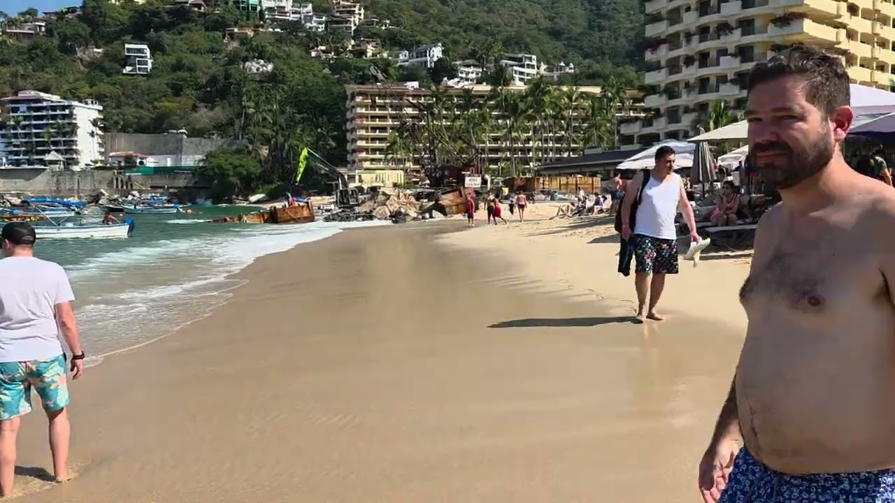 Mismaloya Beach near Puerto Vallarta Mexico 01/05/2026 [HD] [4K] one of the prettiest beaches PV