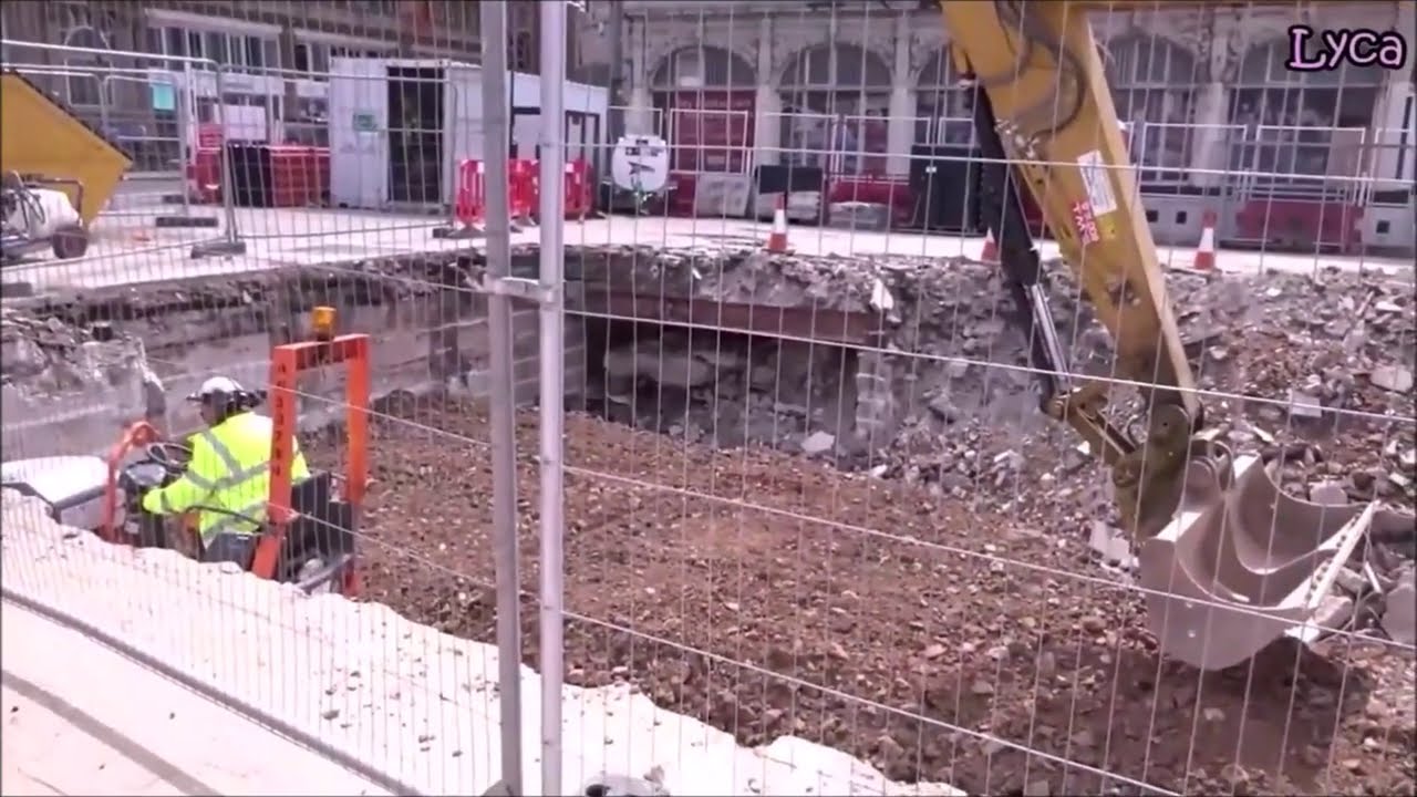 Filling in the underground toilets on Talbot Square