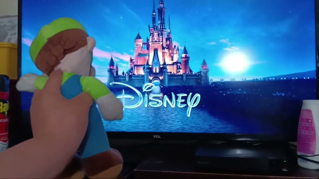 Luigi Watches the 5 Scary logos