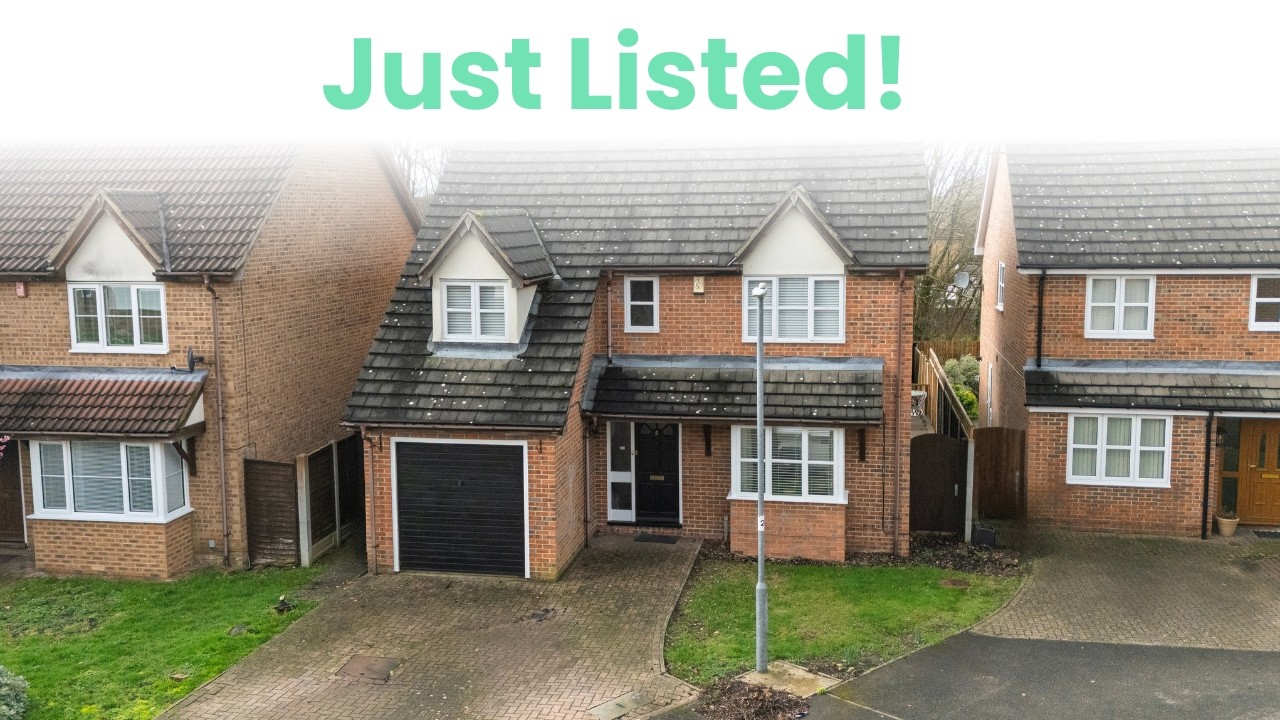 RARE Great Berry Detached Home! 4 Beds, Open-Plan Living & Private Garden | Jasmine Close