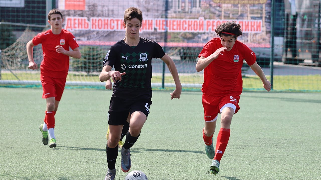 Видеообзор матча Академия ФК «Краснодар» (2008, 2 гр.) - «Спартак» (Нальчик, 2008)