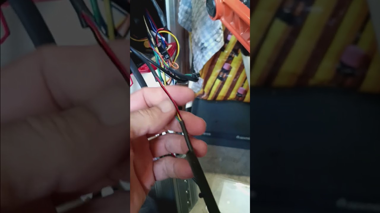 branchement contacteur à clef sur trotinette joyor s5,s8,s10.