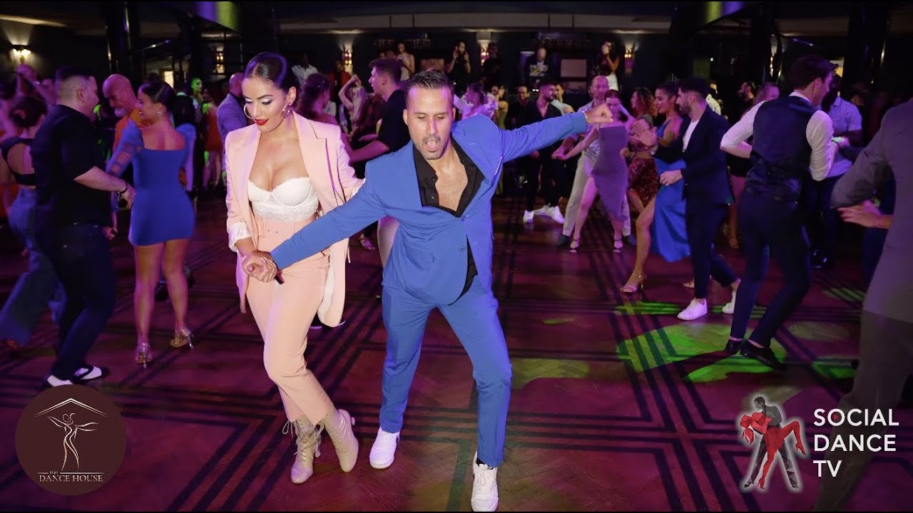 Social Dancing Fabrizio & Alicia velasco #back2mambo Prague