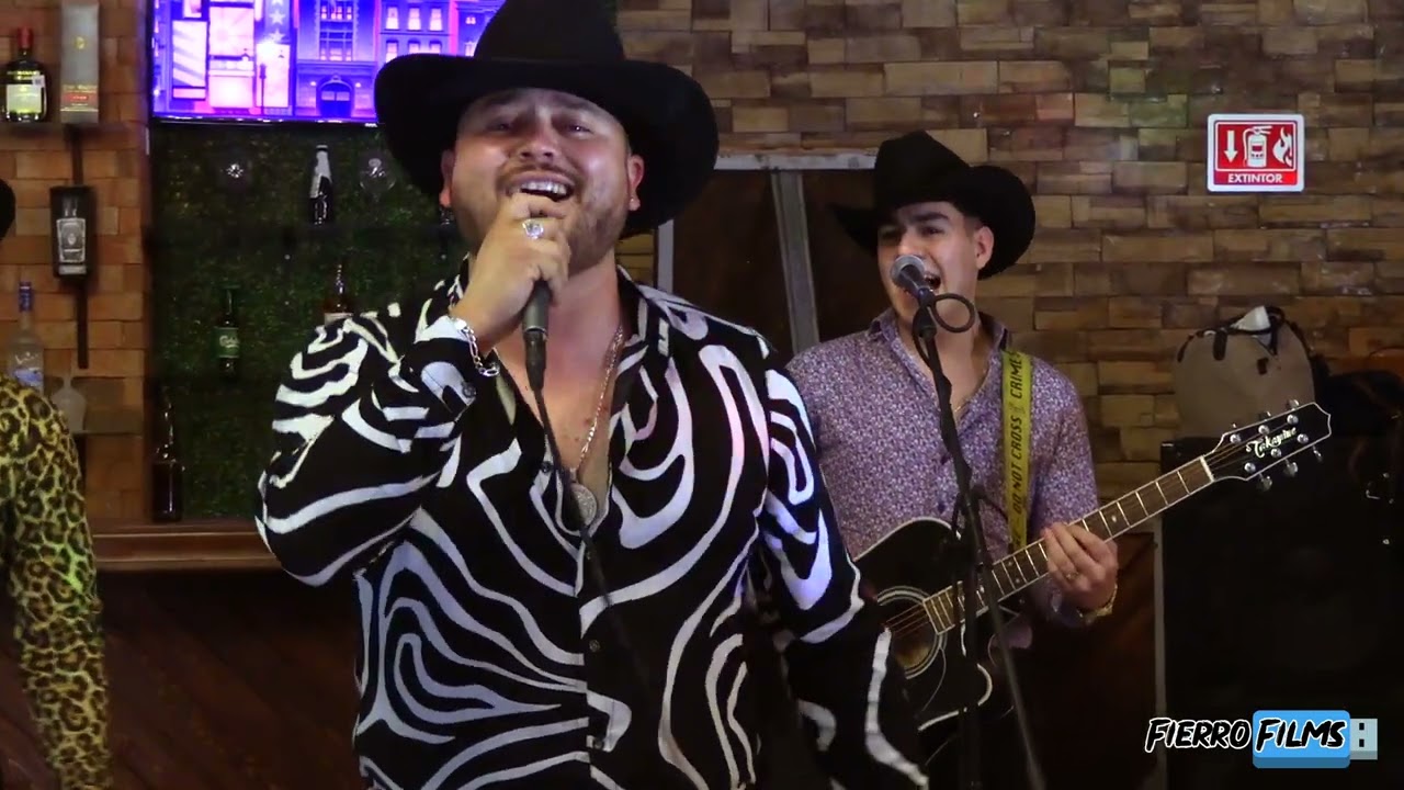 Adrian Palma & Los Del Codigo ft. Christian Muñoz - Popurri De Corridos (Covers En Vivo 2022)