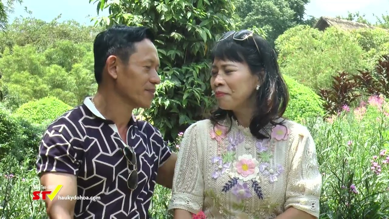MAIN DANS LA MAIN - Tay trong tay nhau -  ST: Christophe - TB: Công Danh & Bích Thuận