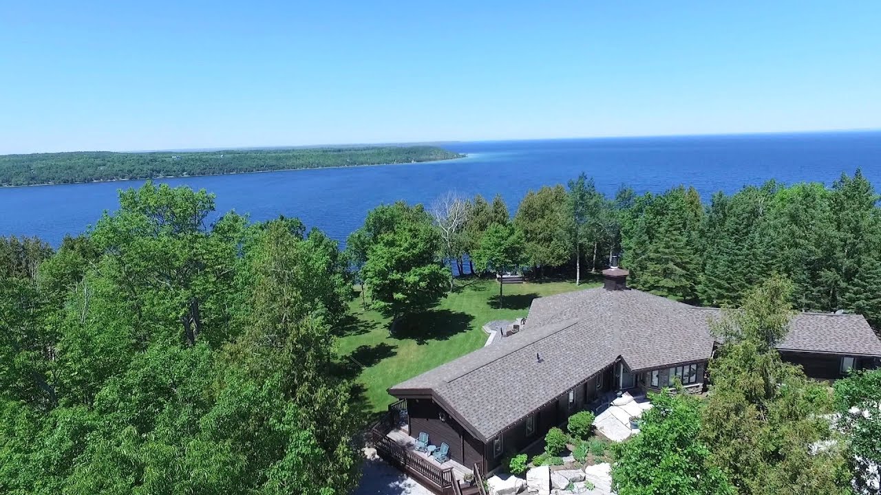 Manitoulin Bluff View House