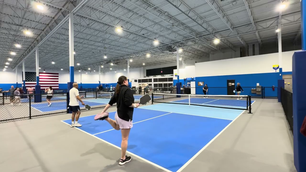 Scored a Free Pass | Exchange | Playing With the Ladies! • Pickleball • #2612