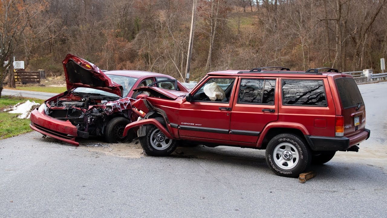 car crash compilation 2019 - new car crash compilation 2019