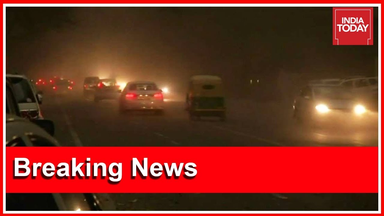 Dust Storm Hits Delhi-NCR Region, Temperature Dips From 42 To 35 Degree Celsius