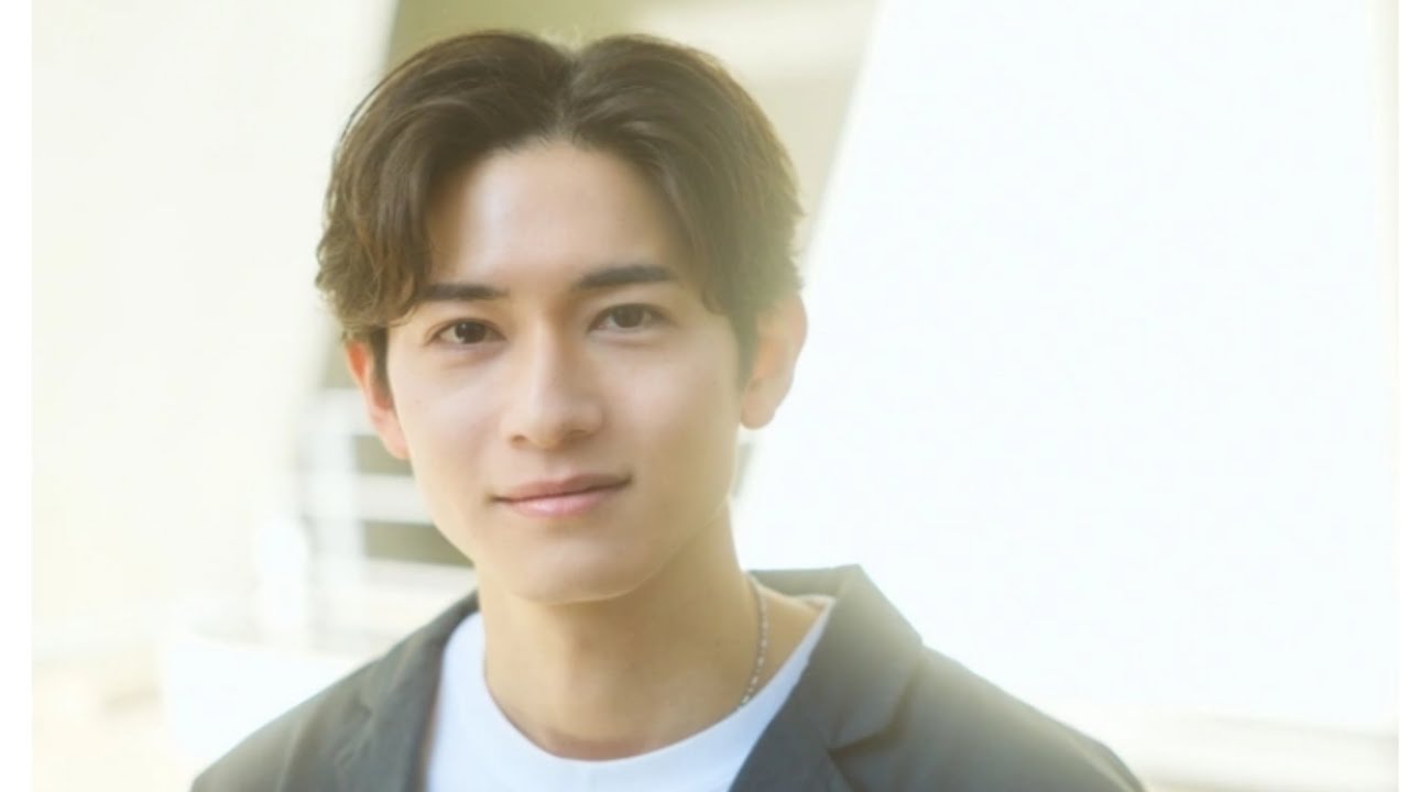 元JR駅員・33歳俳優が明かす、沼津駅での“モテすぎ伝説”「駅の職員なのに、盗撮や出待ちをされて…」＜岩城滉太＞