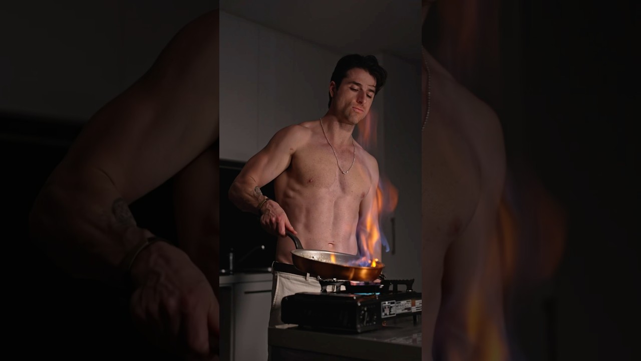Can you handle the heat? #crepesuzette #hotcooking #crepes