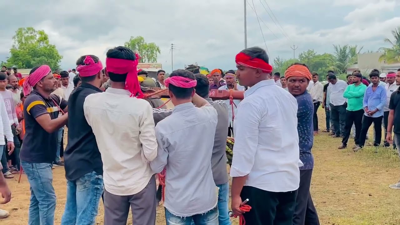 मोरगांव मैदानात मथुर फायनल चा फेऱ्याला जाताना मथुर चे फॅन 🚀🔥