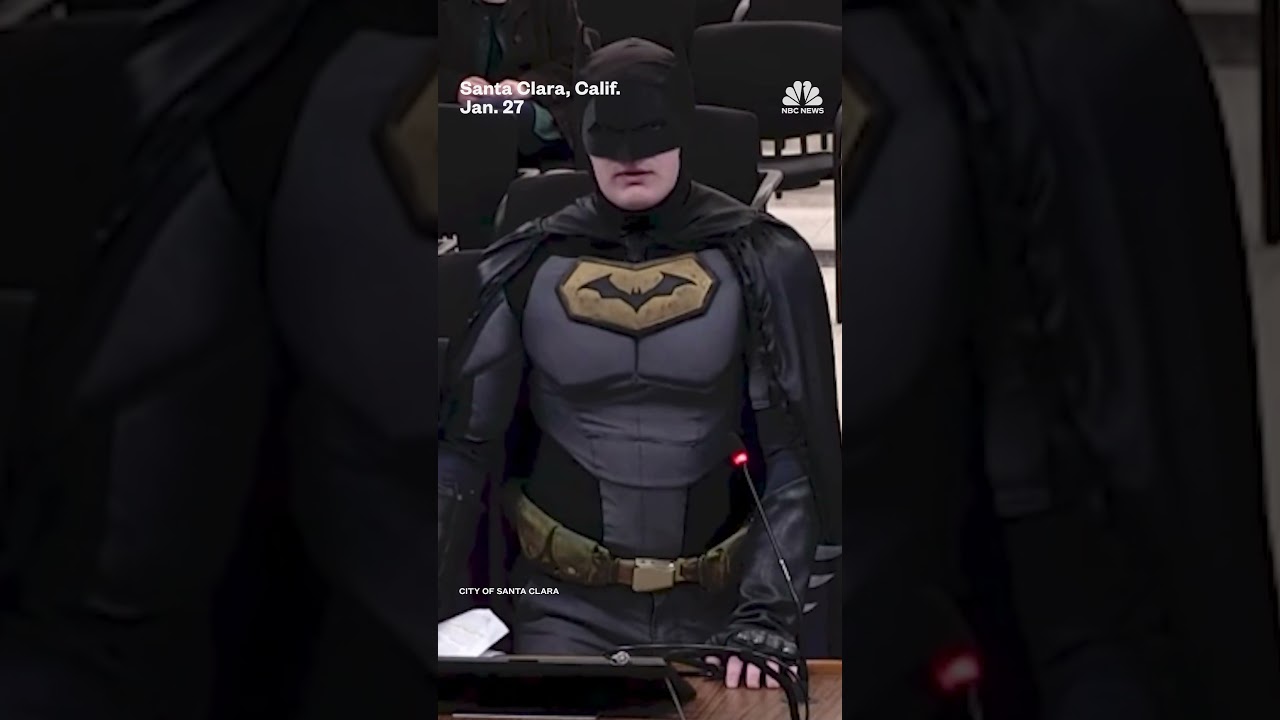 'Batman' demands city council does not support ICE