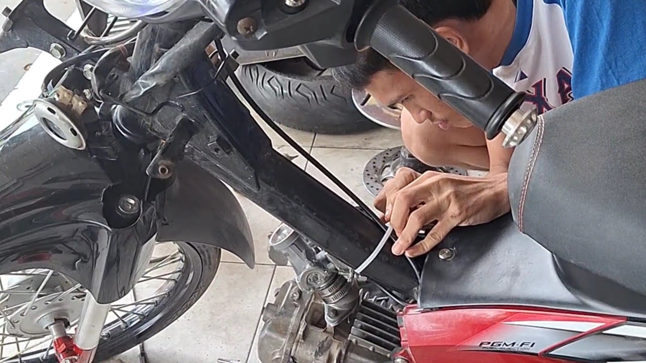 Wave110i อยากใส่เรือน CB